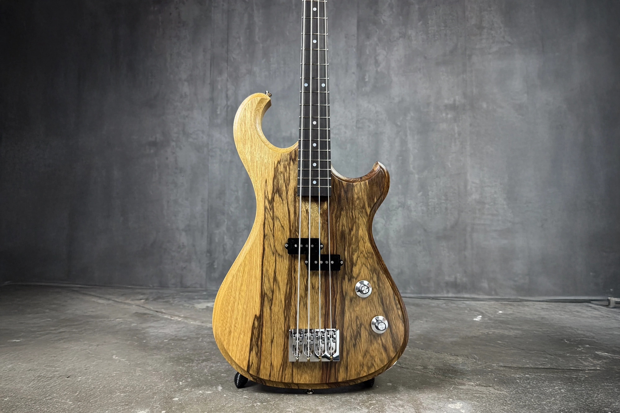 Dunable Guitars Announces Jeff Matz JM5 Signature Bass