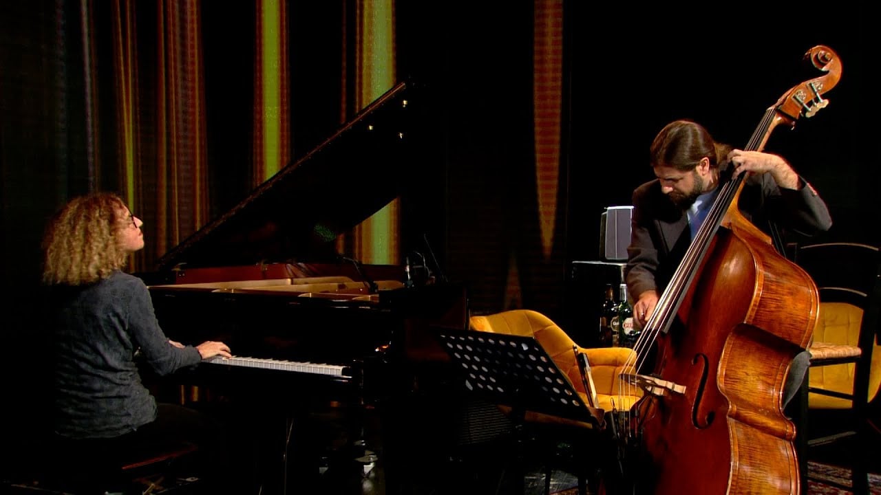 Anat Fort and Gilad Ephrat Share a Beautiful Duet Performance of “Clouds Moving”